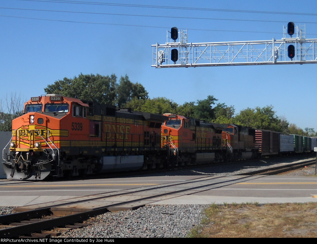 BNSF 5339 East